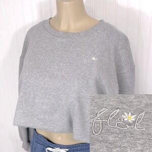 FL&L Heather Gray Embroidered Fuzzy Roomy Alex Sweatshirt Medium Like New